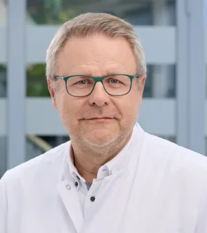 Prof. Dr. med. Jörg Strotmann Chefarzt 1. Medizinische Klinik Städtisches Krankenhaus Kiel