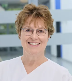 Dr. med. Silke Lürssen Oberärztin 1. Medizinische Klinik Städtisches Krankenhaus Kiel